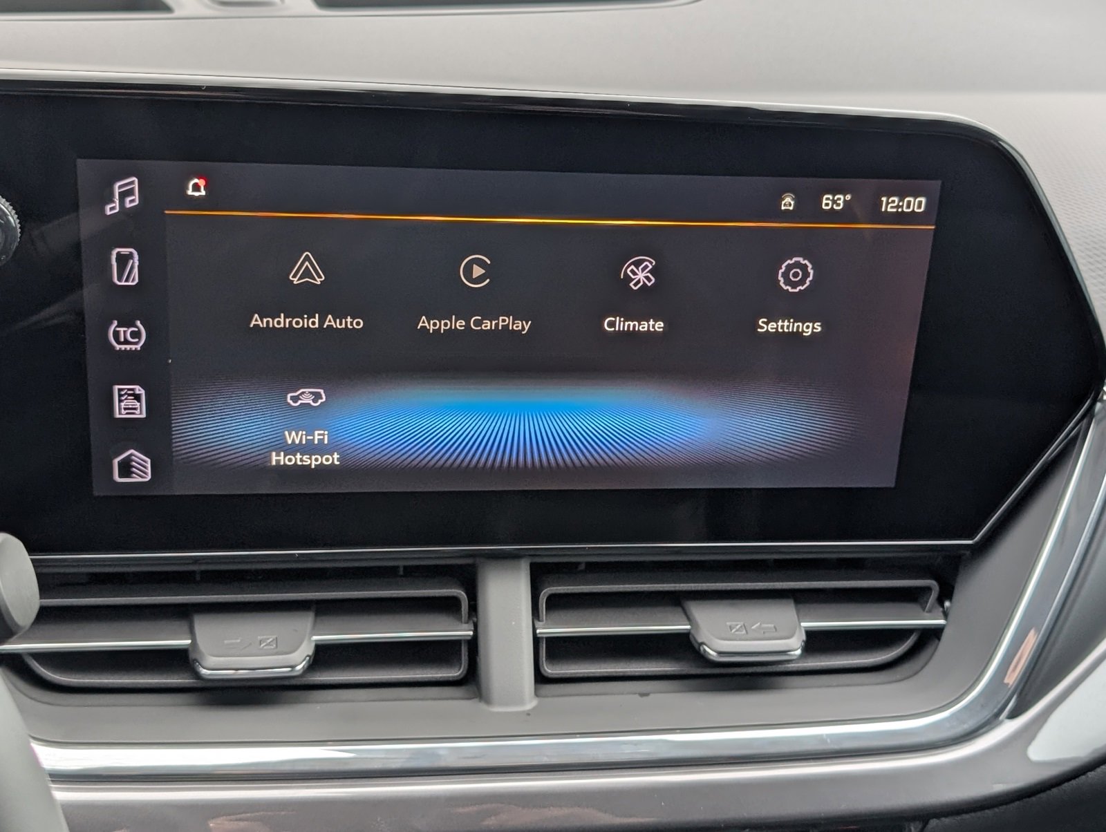 New 2026 Chevrolet Trax LT w/ Driver Confidence Package image 14