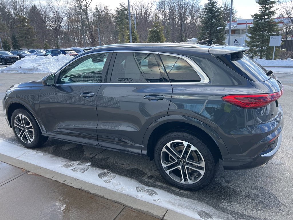 Certified 2025 Audi Q5 Premium Plus w/ Premium Plus image 38