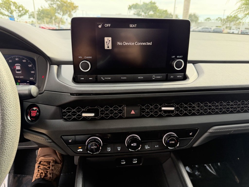 Used 2024 Honda Accord EX image 16