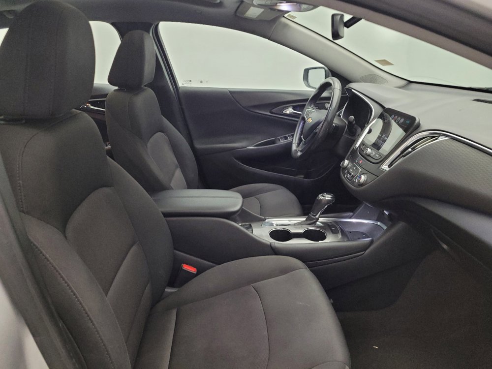 Used 2018 Chevrolet Malibu LT FWD image 21