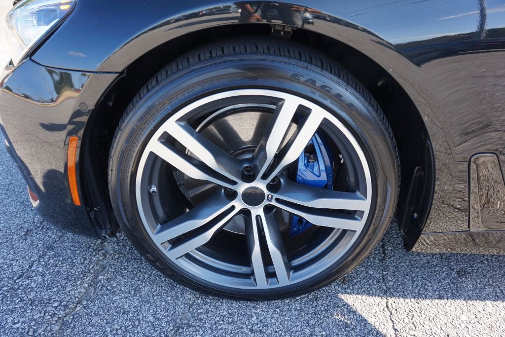 Used 2017 BMW 750i RWD image 12