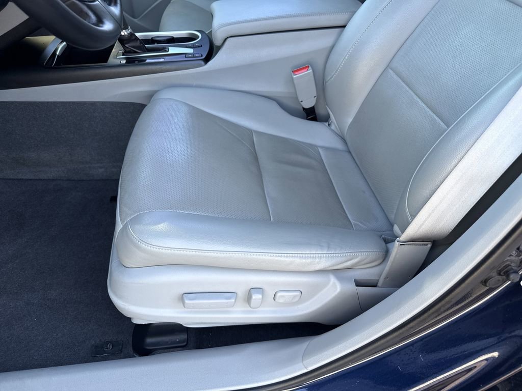 Used 2017 Acura RDX AWD w/ Advance Package image 11