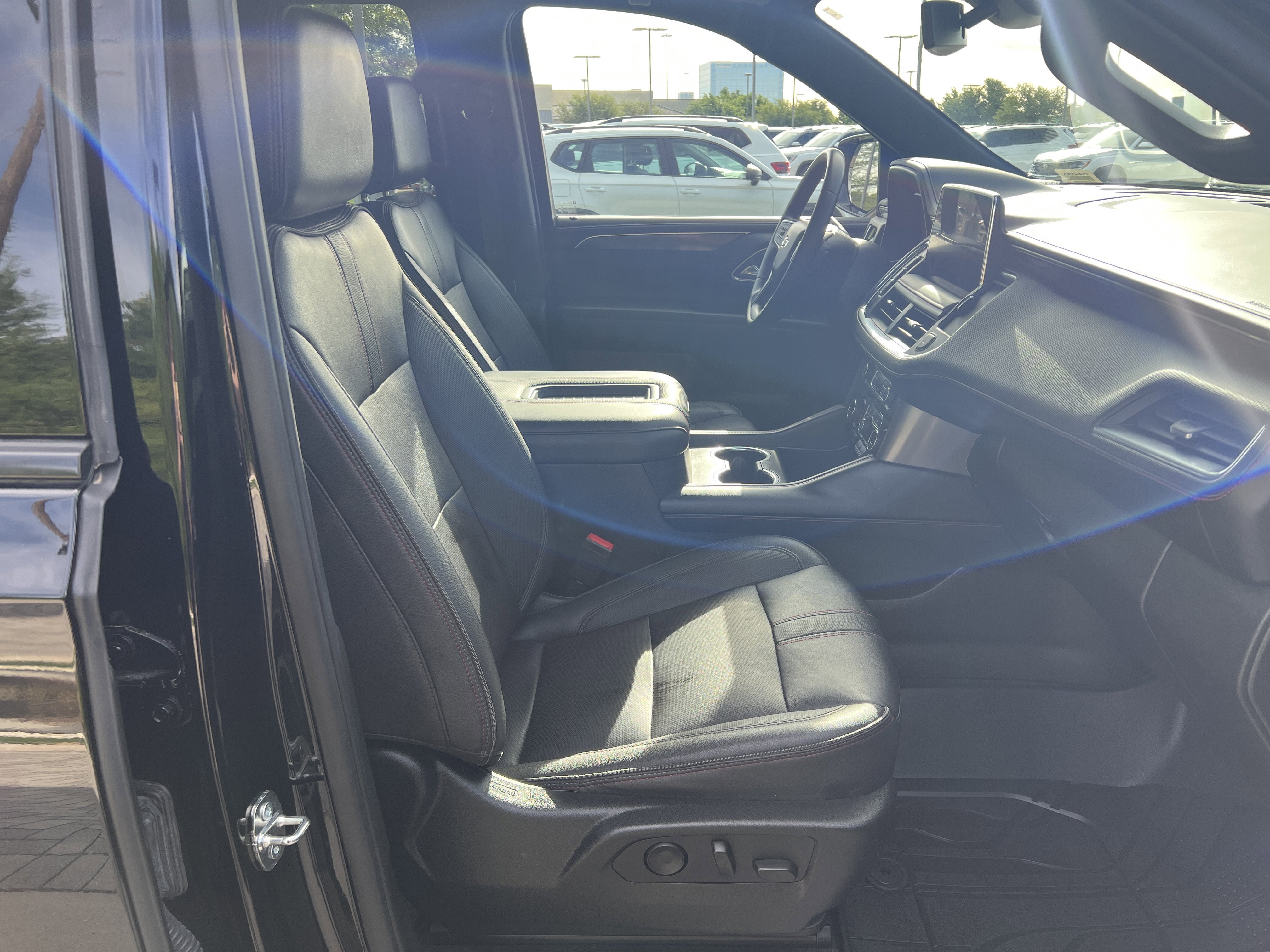 Used 2023 Chevrolet Tahoe RST RWD image 27