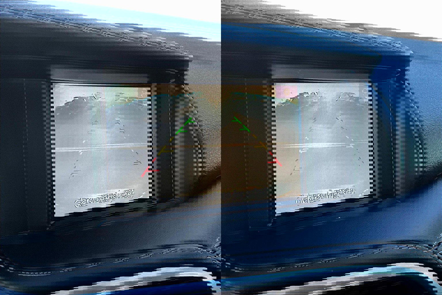 Used 2017 INFINITI QX30 Premium w/ Navigation Package image 22