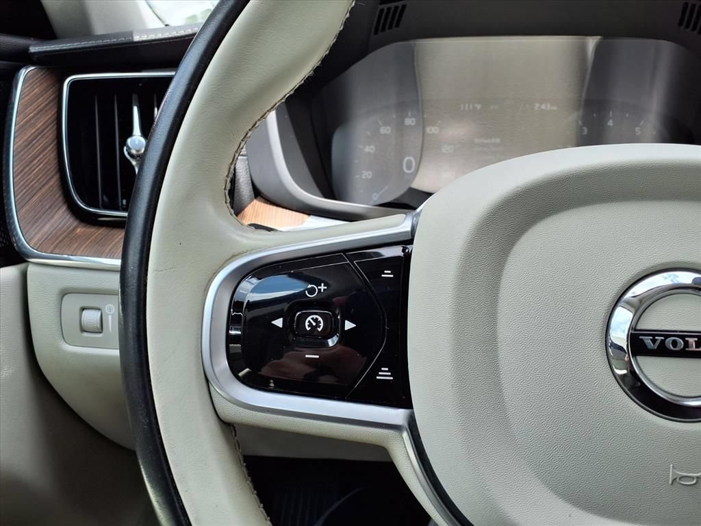 Used 2020 Volvo XC60 T5 Inscription w/ Protection Package Premier FWD image 27