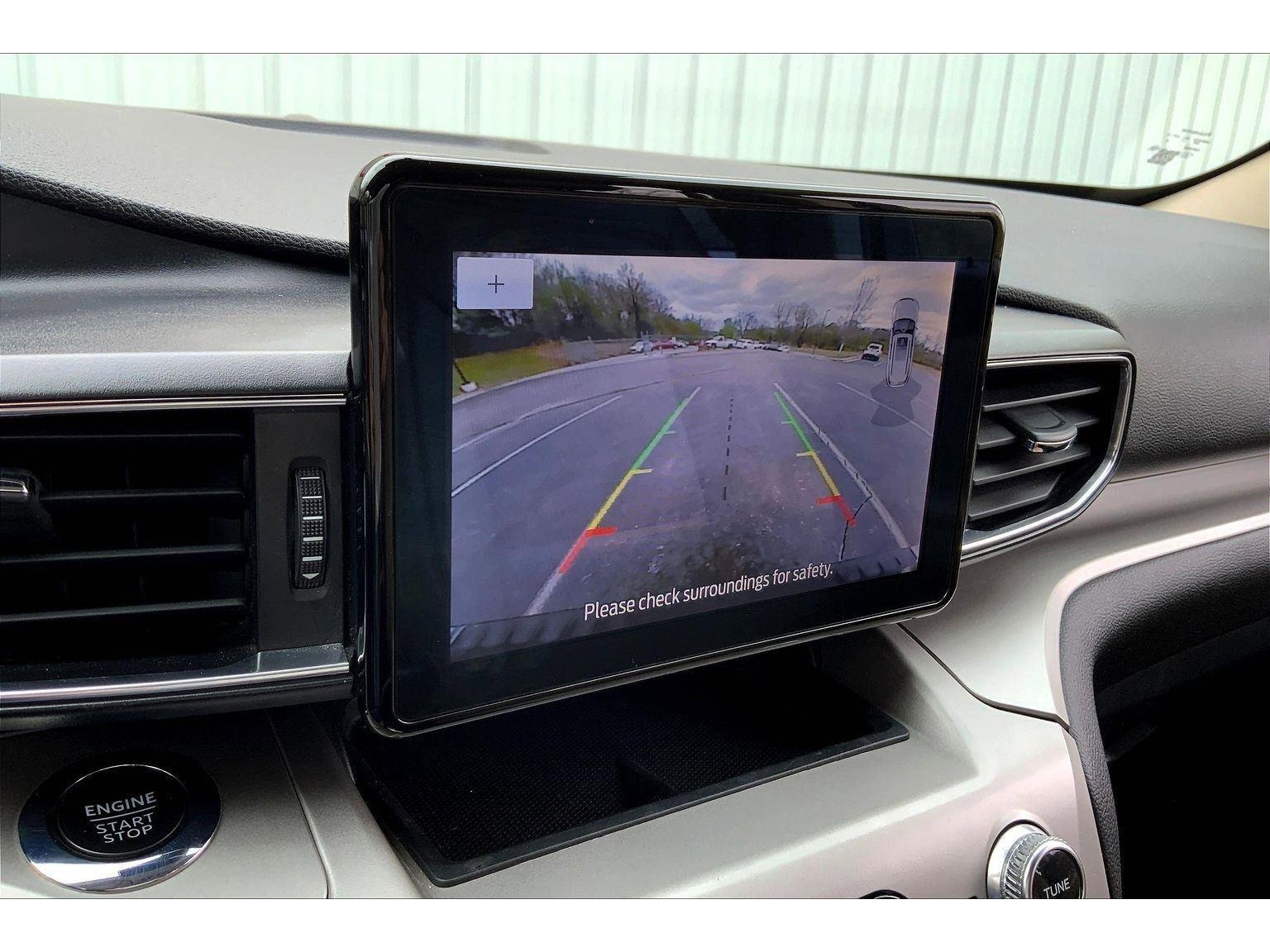 Used 2022 Ford Explorer XLT w/ Equipment Group 202A image 20