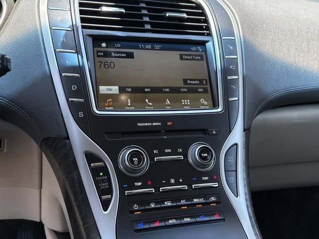 Used 2016 Lincoln MKX Reserve w/ Equipment Group 102A AWD/4WD image 35