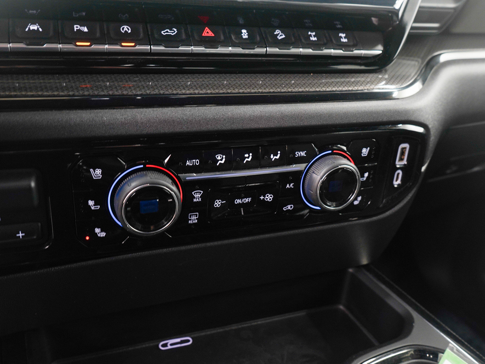 Used 2022 Chevrolet Silverado 1500 ZR2 image 22