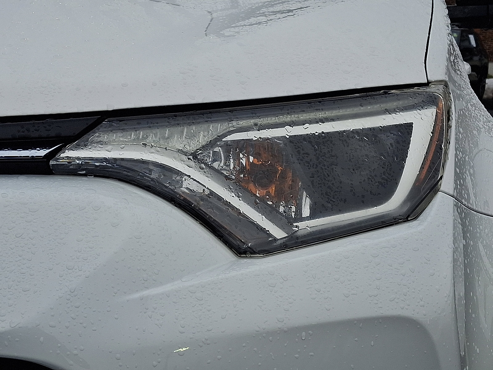 Used 2018 Toyota RAV4 XLE w/ Plus Extra Value Package image 10