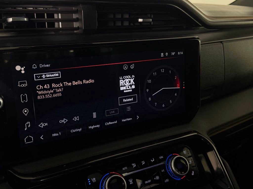 Used 2024 GMC Sierra 2500 AT4 w/ AT4 Premium Plus Package AWD/4WD image 22