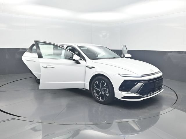 Used 2025 Hyundai Sonata SEL FWD image 37