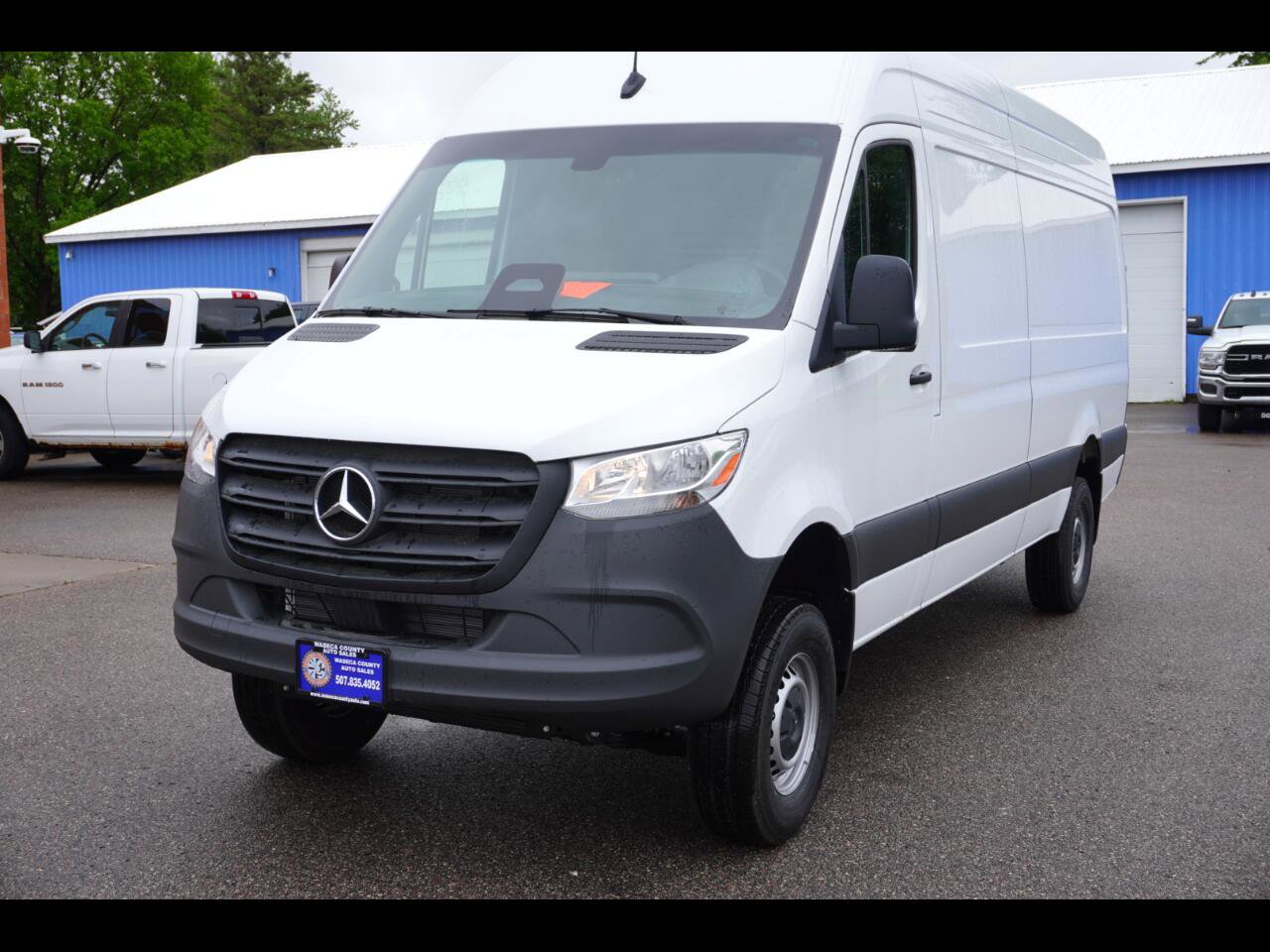 Used 2025 Mercedes-Benz Sprinter 2500 image 1
