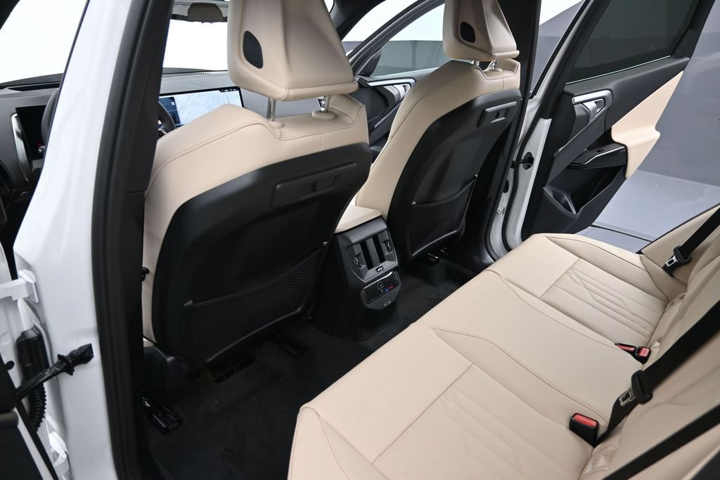 New 2026 BMW X3 xDrive30i w/ Premium Package AWD/4WD image 29