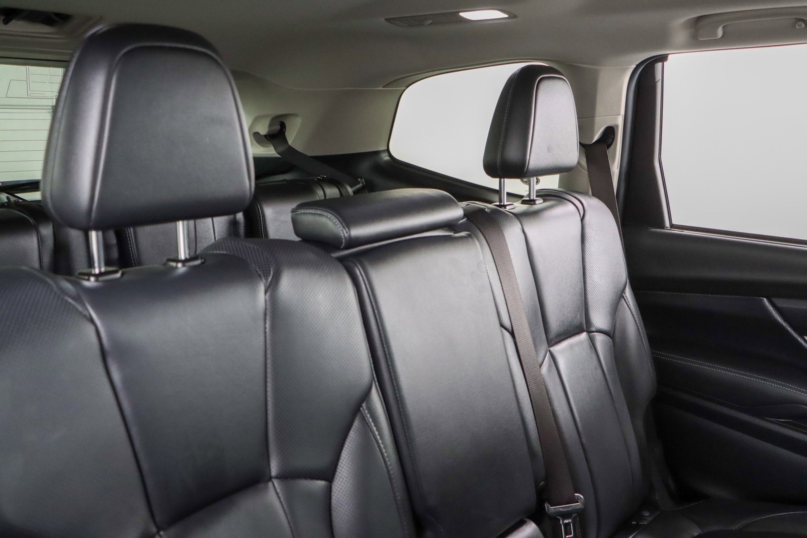 Used 2020 Subaru Ascent Limited w/ Popular Package #2A image 28