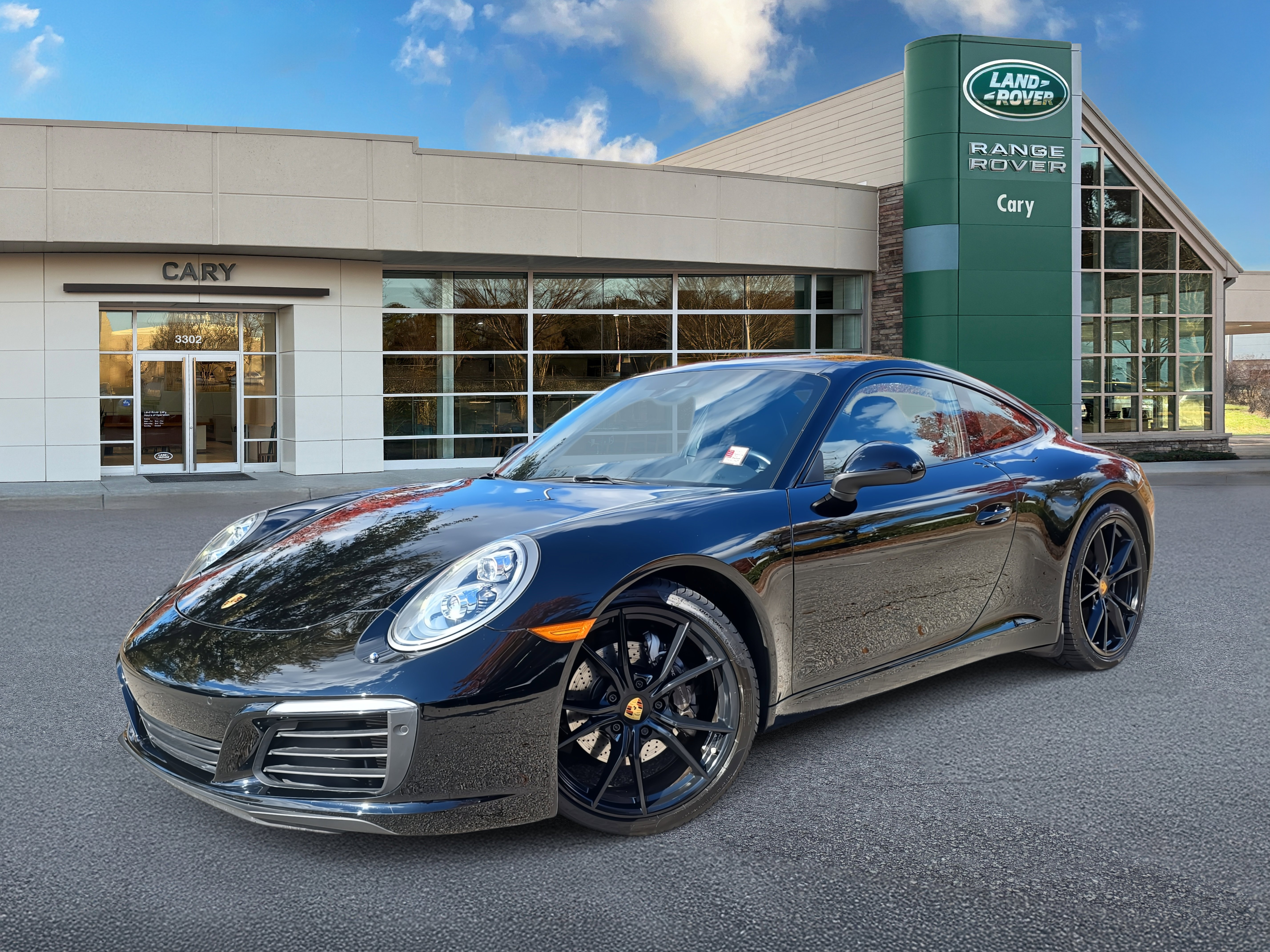 Used 2017 Porsche 911 Carrera image 1