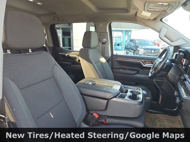Used 2022 Chevrolet Silverado 1500 LT AWD/4WD image 32