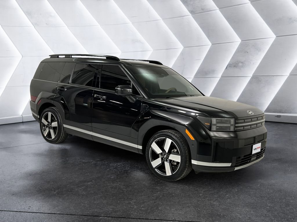 Used 2024 Hyundai Santa Fe Limited FWD image 1