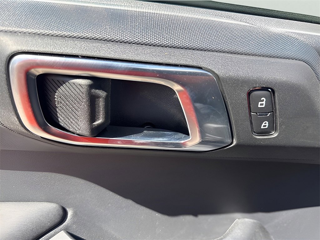 Used 2025 Ford Bronco Big Bend image 18