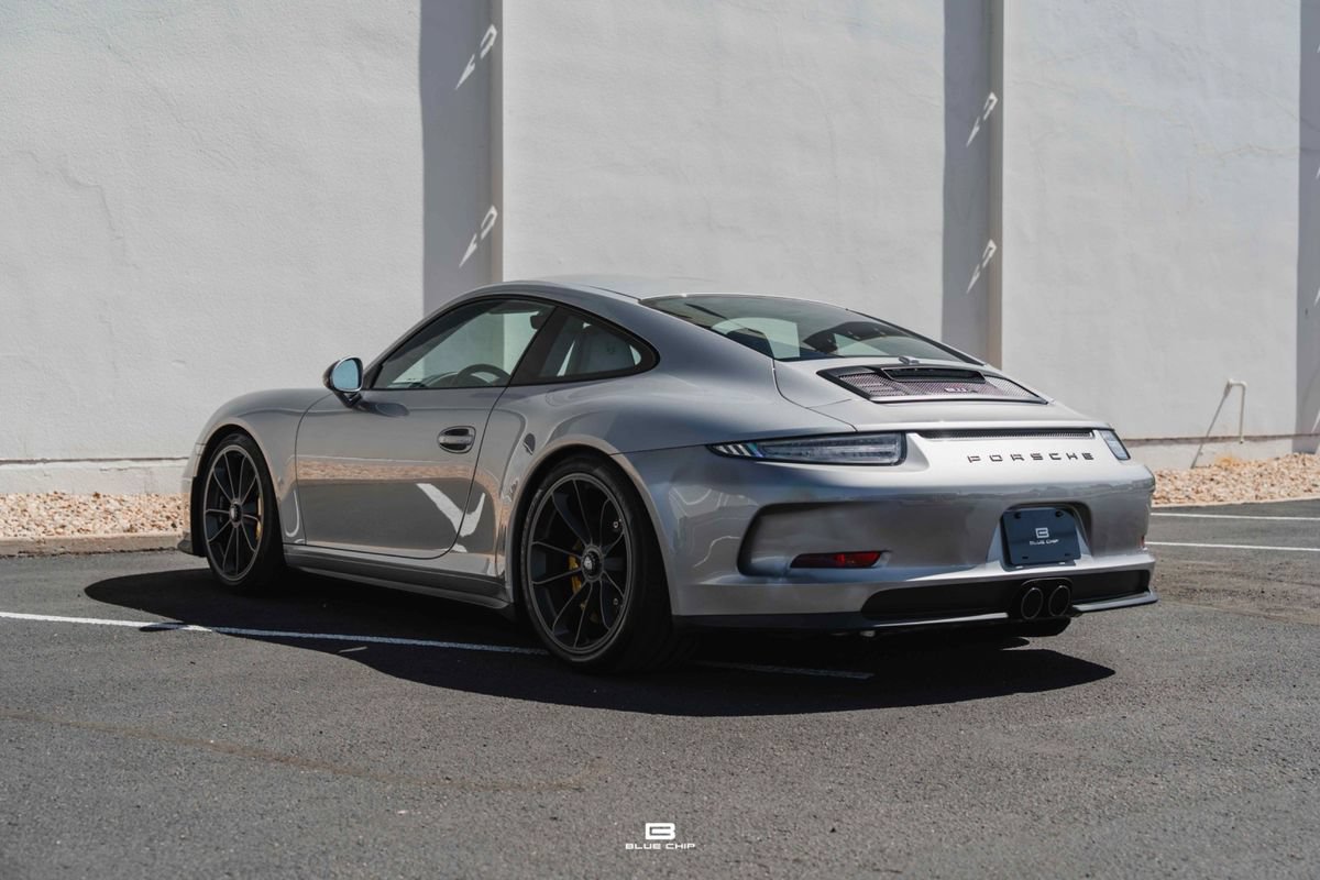 Used 2016 Porsche 911 R RWD image 14