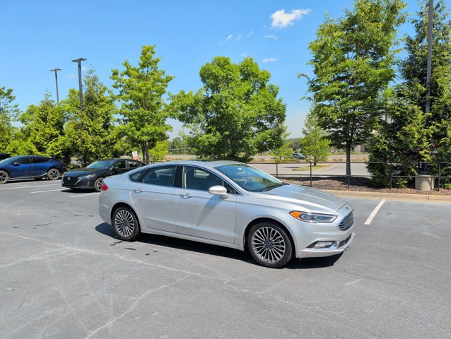 Used 2018 Ford Fusion Titanium AWD/4WD image 4