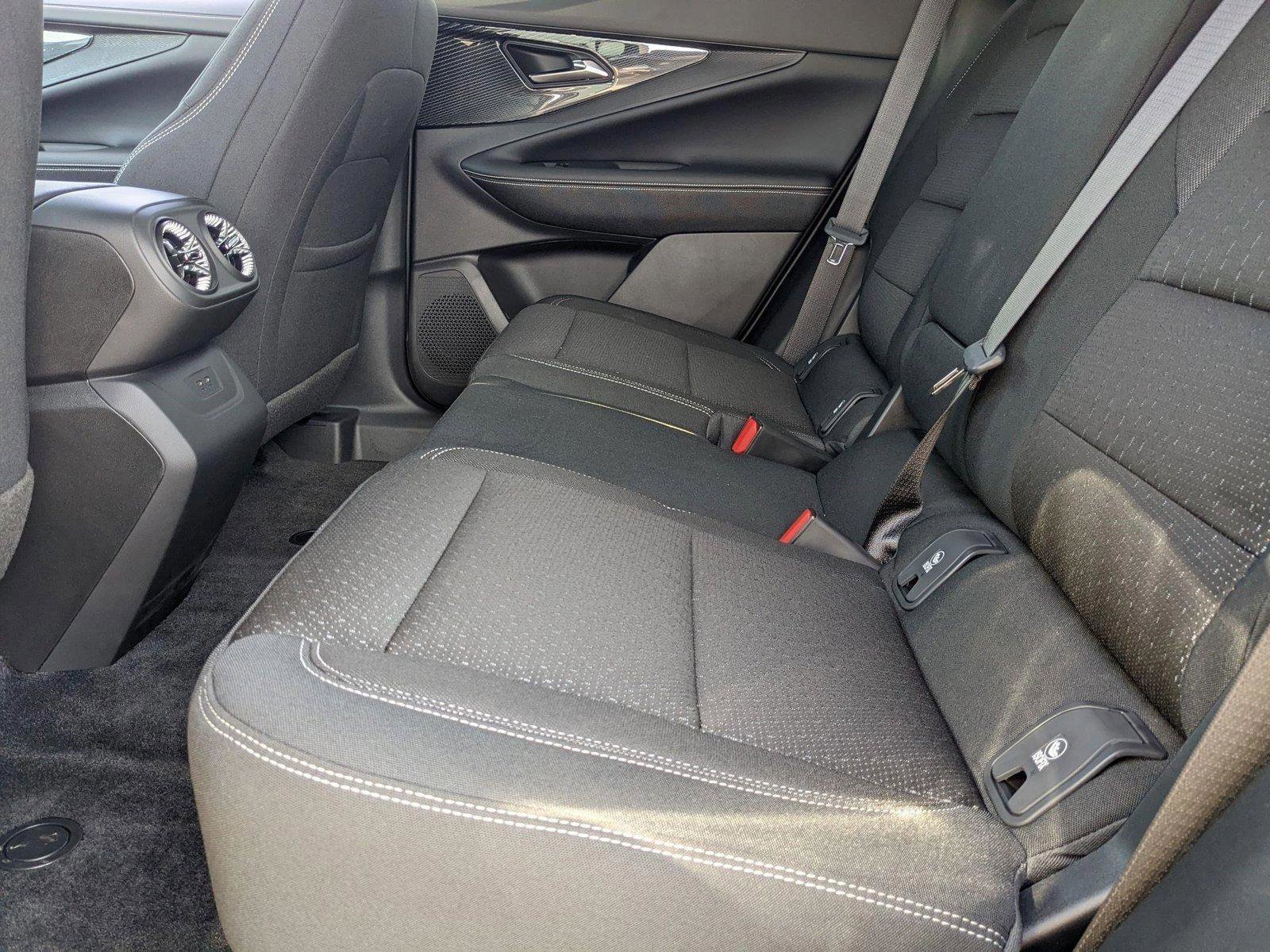 New 2025 Chevrolet Blazer EV LT AWD/4WD image 15