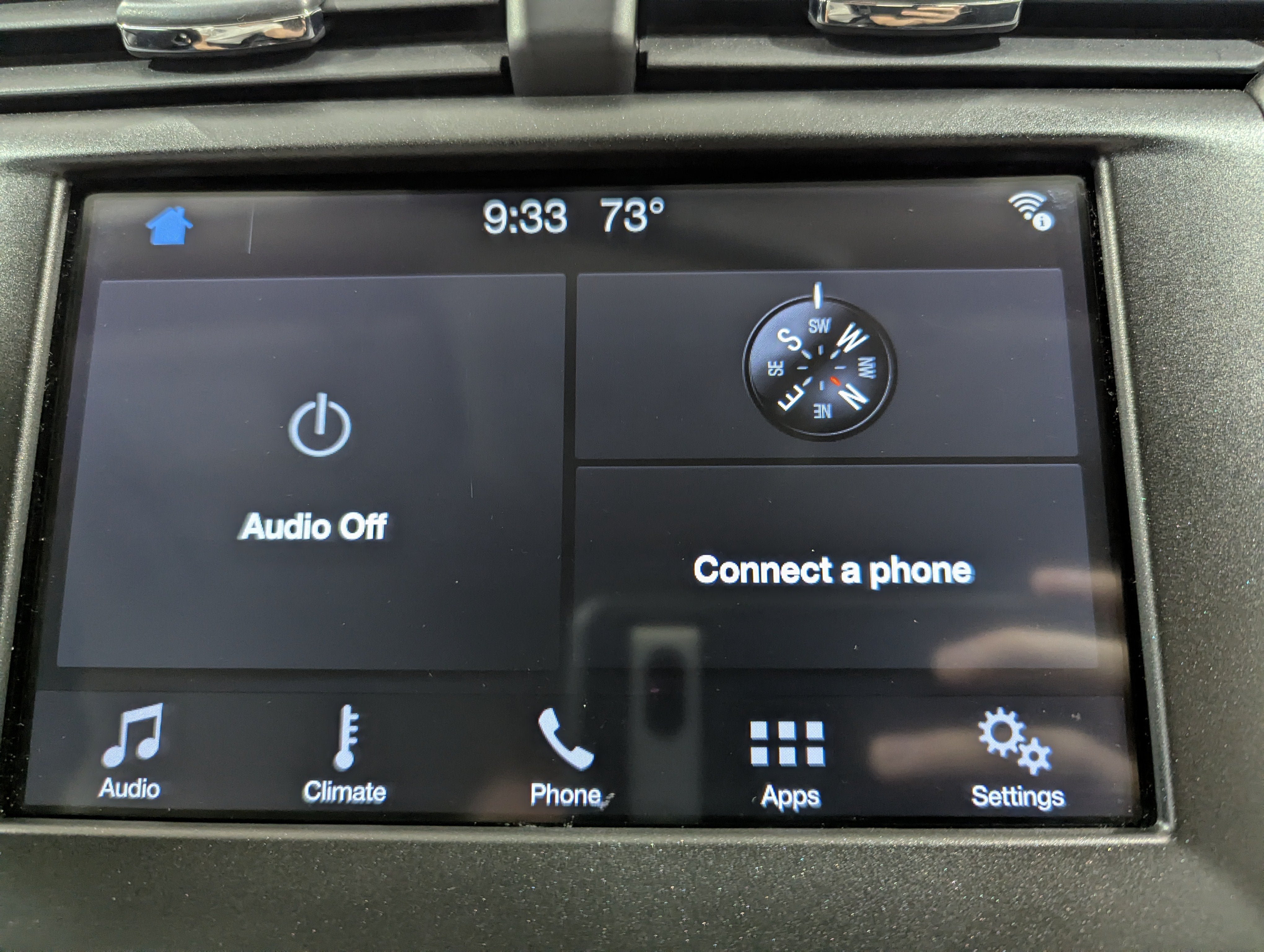 Used 2017 Ford Fusion SE w/ Fusion SE Technology Package FWD image 21