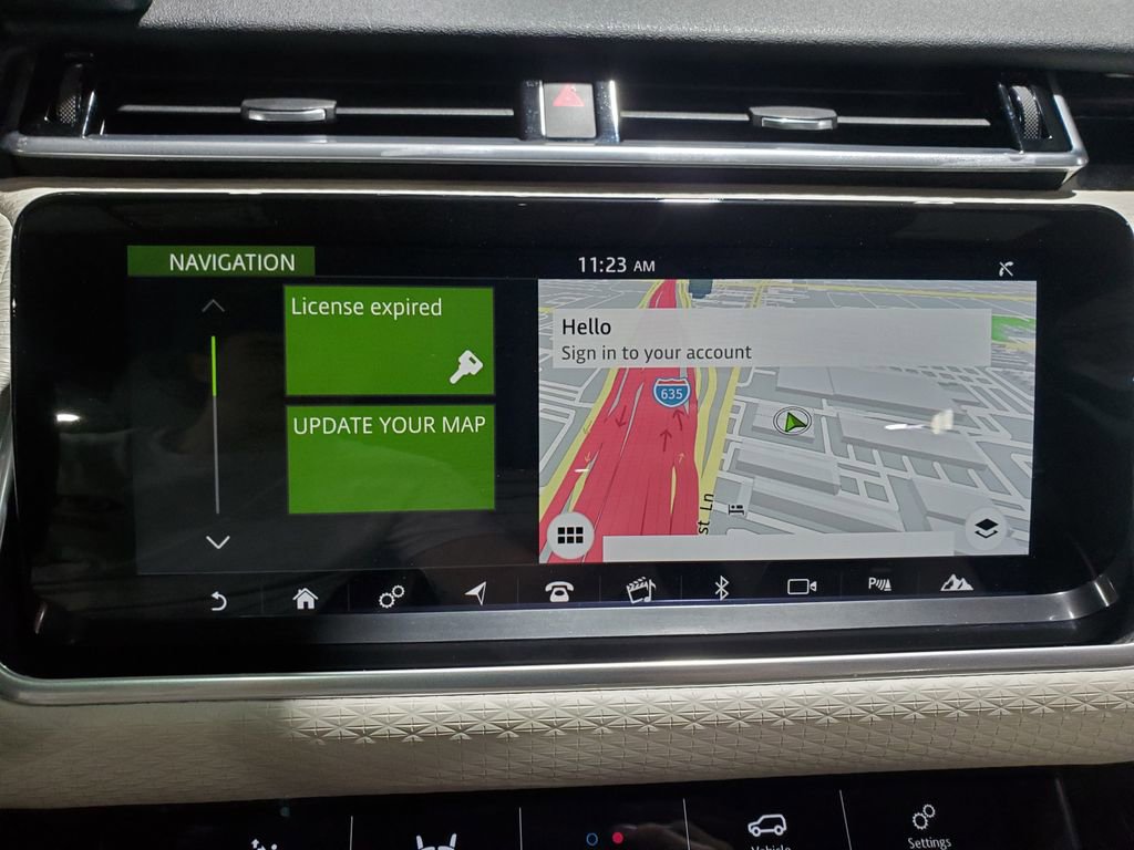 Used 2020 Land Rover Range Rover Velar R-Dynamic S image 29