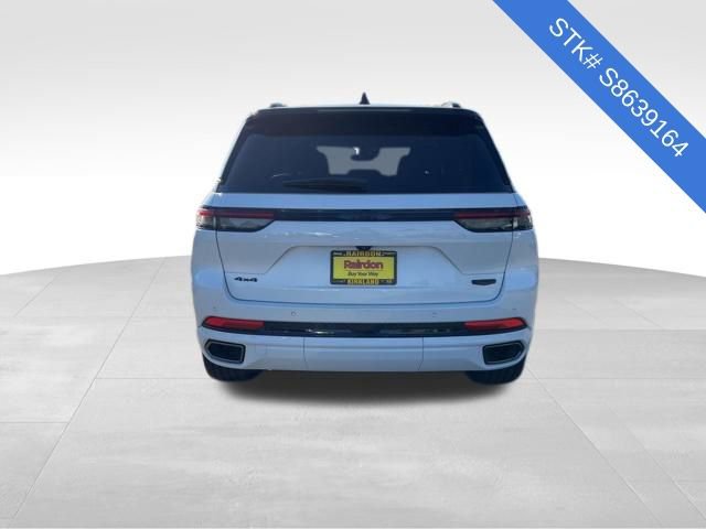 New 2025 Jeep Grand Cherokee Summit image 5