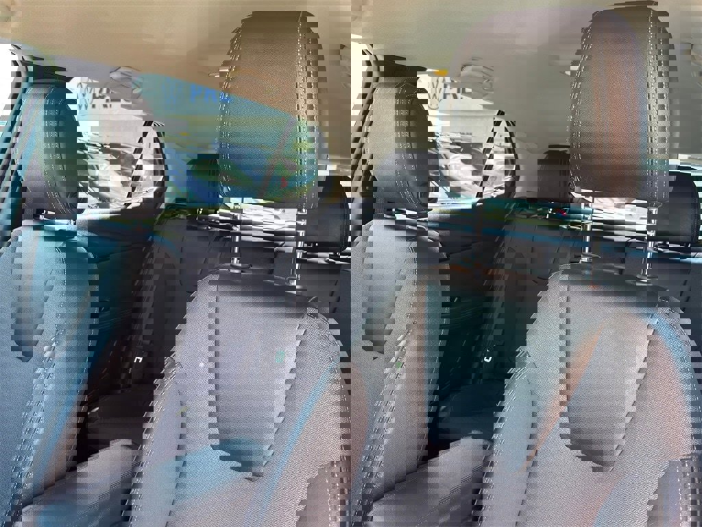 Used 2023 Buick Encore GX Select w/ Sport Touring Package image 12