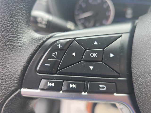 Used 2024 Nissan Sentra SV image 23