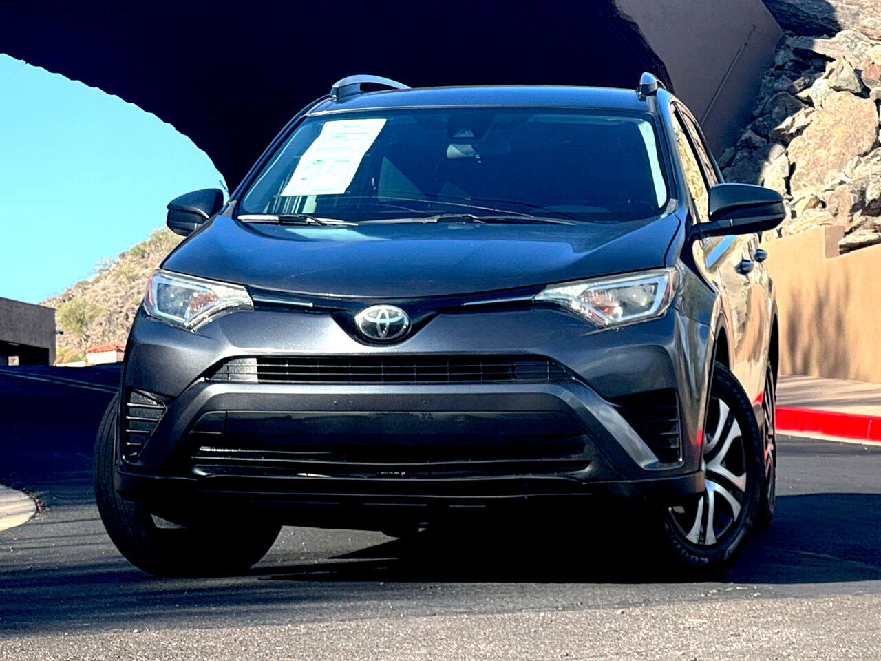 Used 2018 Toyota RAV4 LE w/ Carpet Mat Package image 2