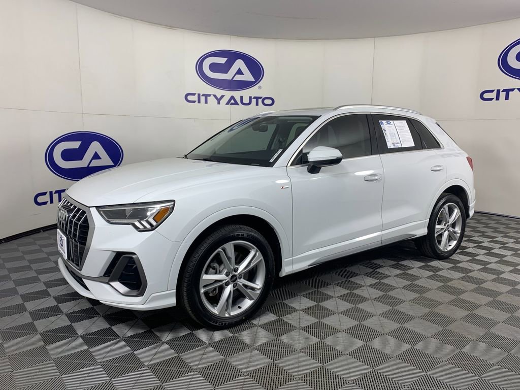 Used 2022 Audi Q3 2.0T Premium Plus w/ Premium Plus Package AWD/4WD image 7
