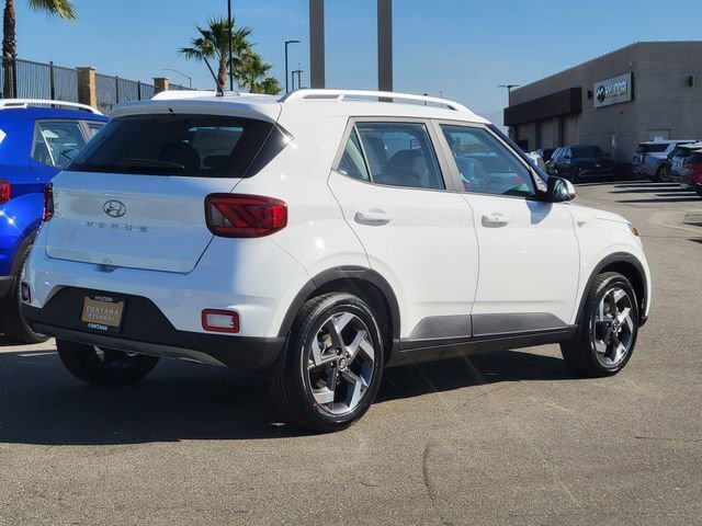 New 2026 Hyundai Venue SEL image 2