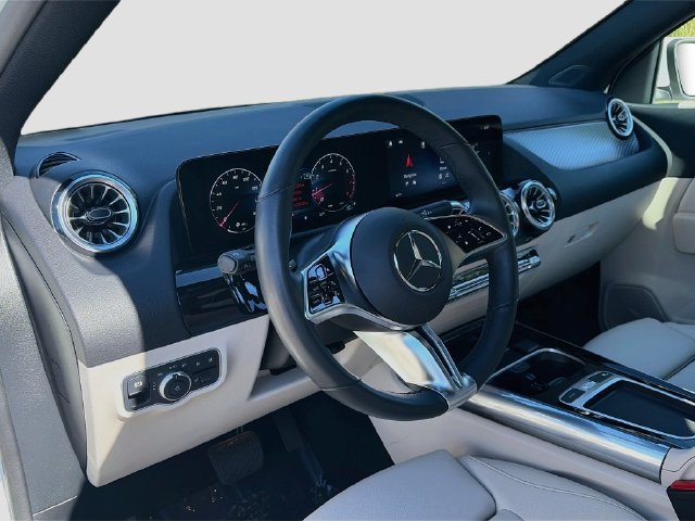 Certified 2026 Mercedes-Benz GLA 250 4MATIC image 8