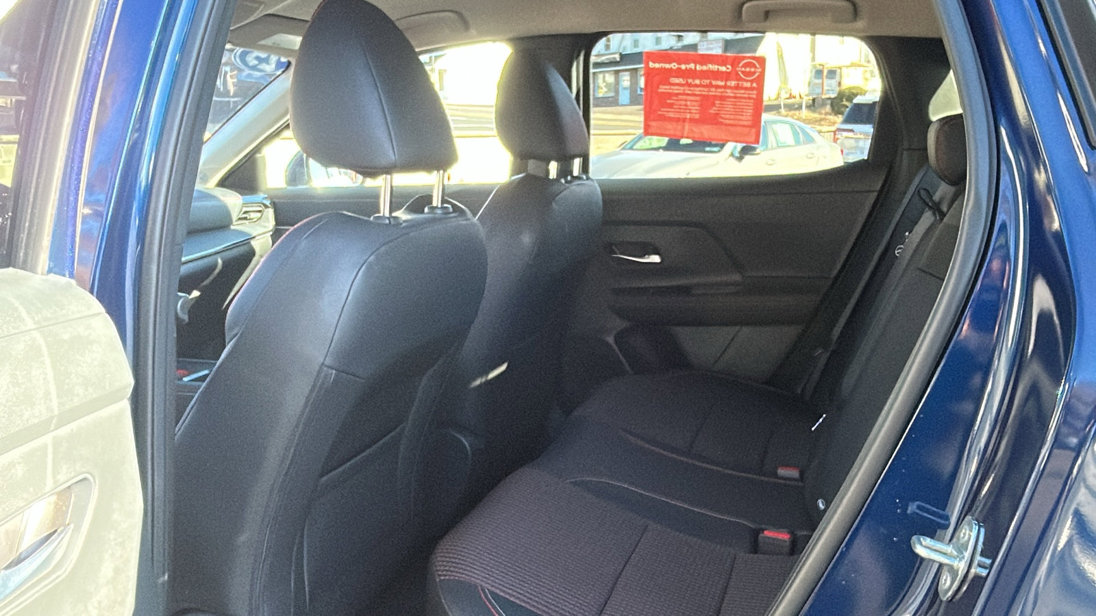 Certified 2025 Nissan Kicks SR image 31