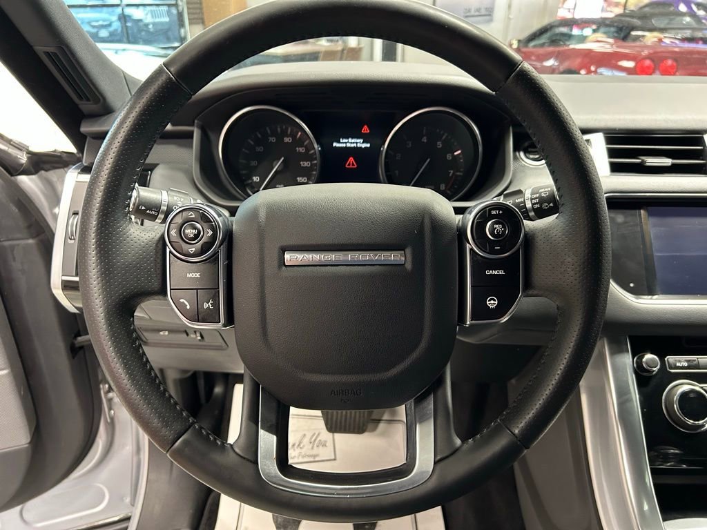 Used 2014 Land Rover Range Rover Sport HSE image 9