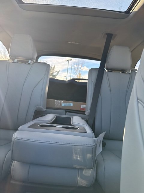 Certified 2025 Acura MDX w/ Technology Package image 33