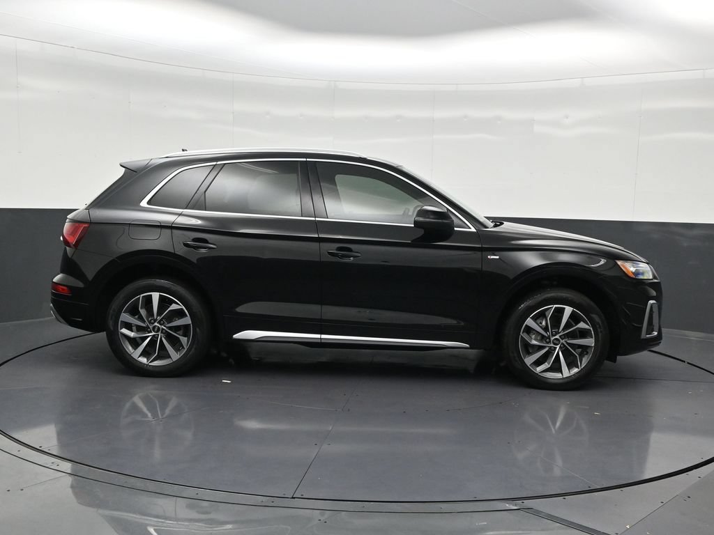 Used 2023 Audi Q5 2.0T Premium Plus w/ Premium Plus Package AWD/4WD image 7
