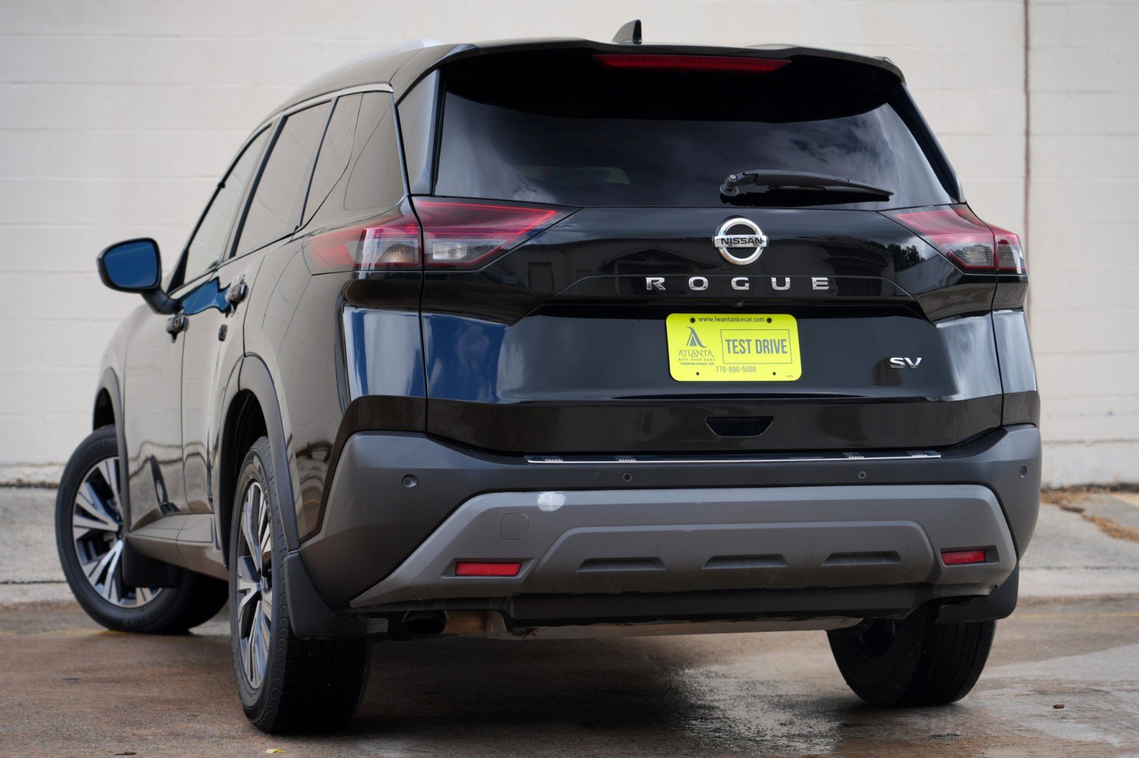 Used 2022 Nissan Rogue SV w/ SV Premium Package FWD image 5