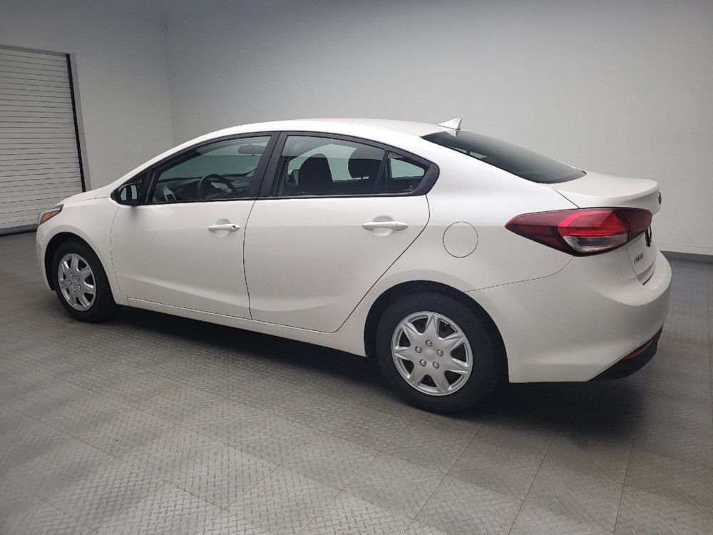 Used 2017 Kia Forte LX w/ LX Popular Package FWD image 3