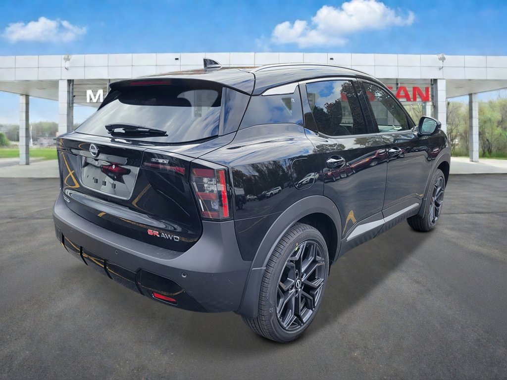 New 2026 Nissan Kicks SR AWD/4WD image 4