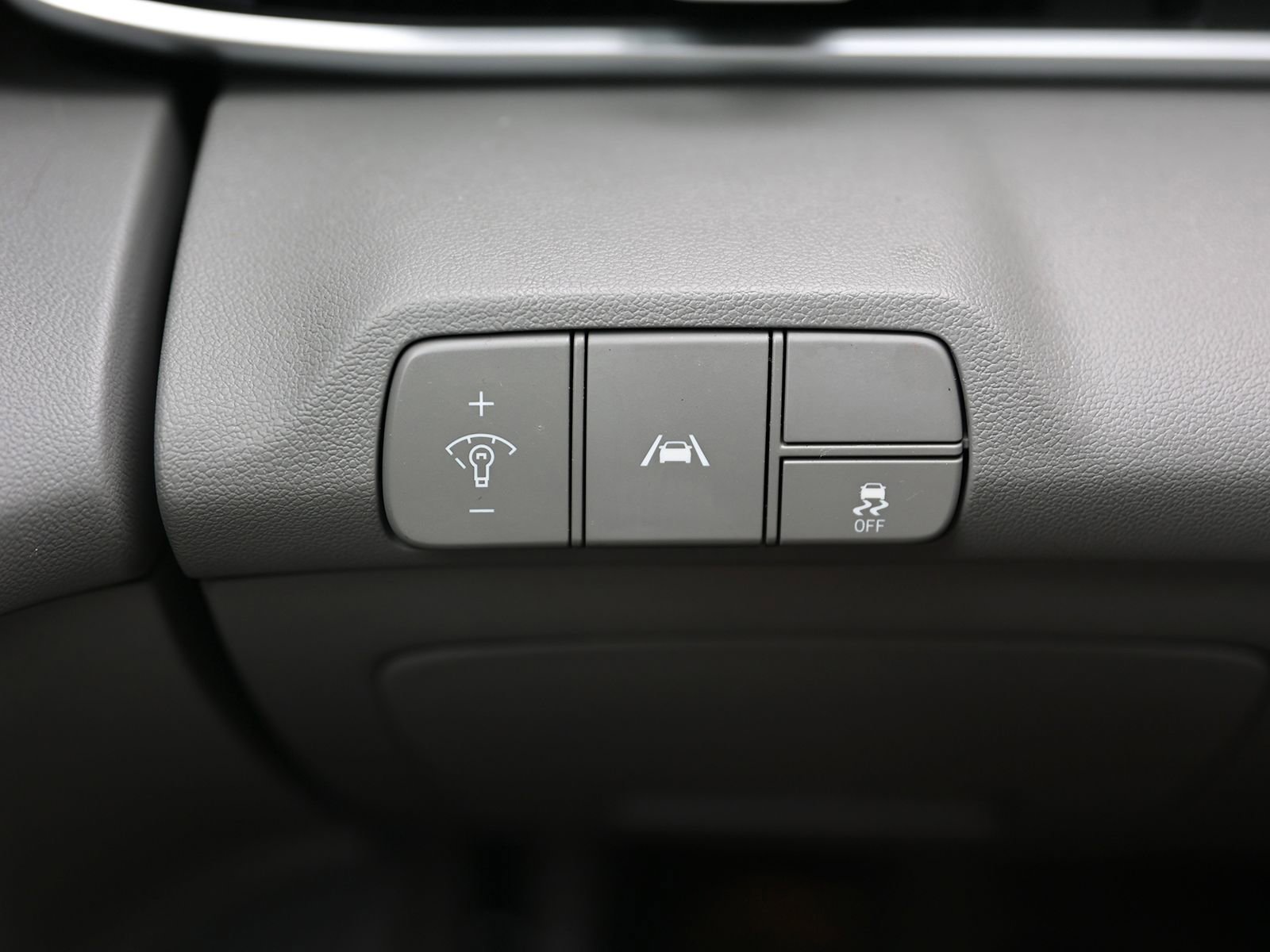 Certified 2023 Hyundai Elantra SEL w/ Convenience Package FWD image 31
