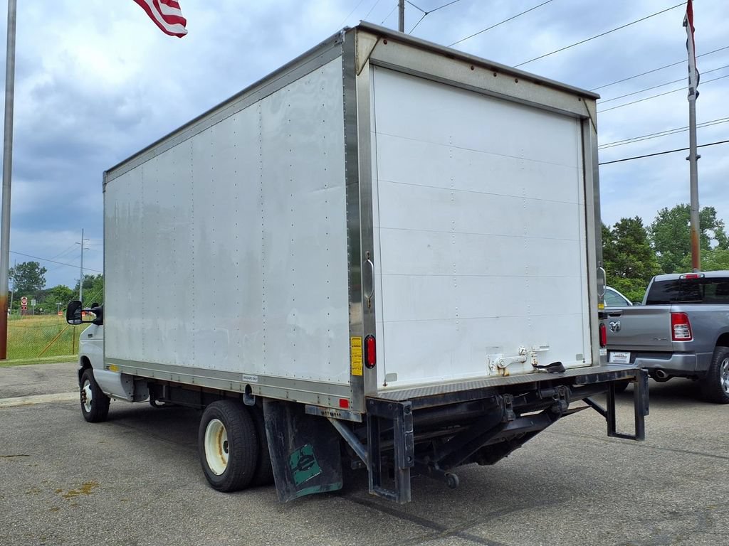 Used 2022 Ford E-350 and Econoline 350 Super Duty w/ Power Windows & Locks Group RWD image 6