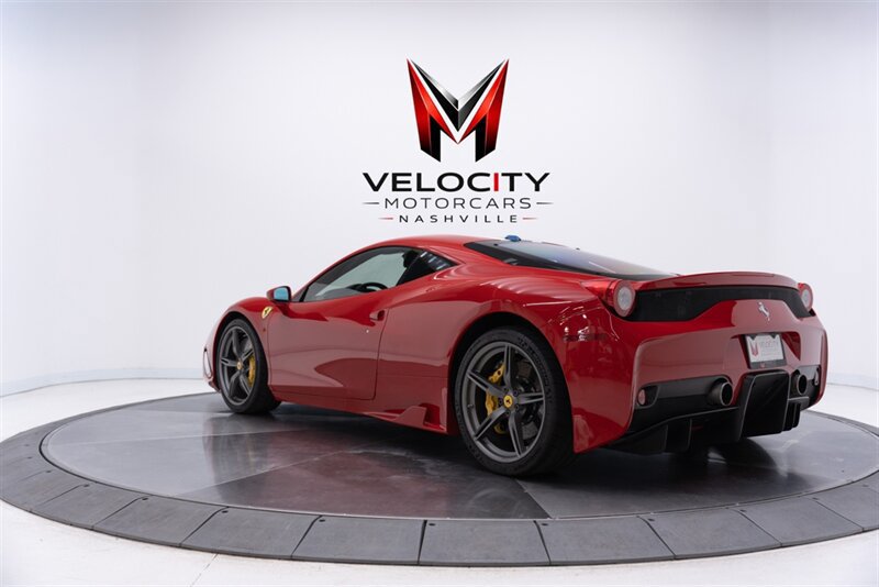 Used 2015 Ferrari 458 Speciale Coupe RWD image 8