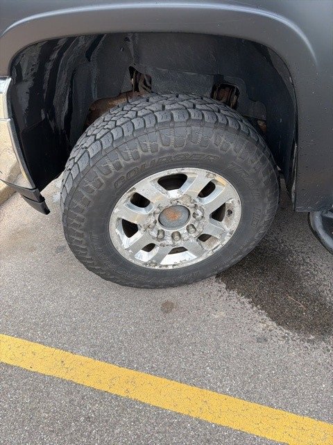 Used 2012 Chevrolet Silverado 2500 LT w/ Snow Plow Prep Package image 9