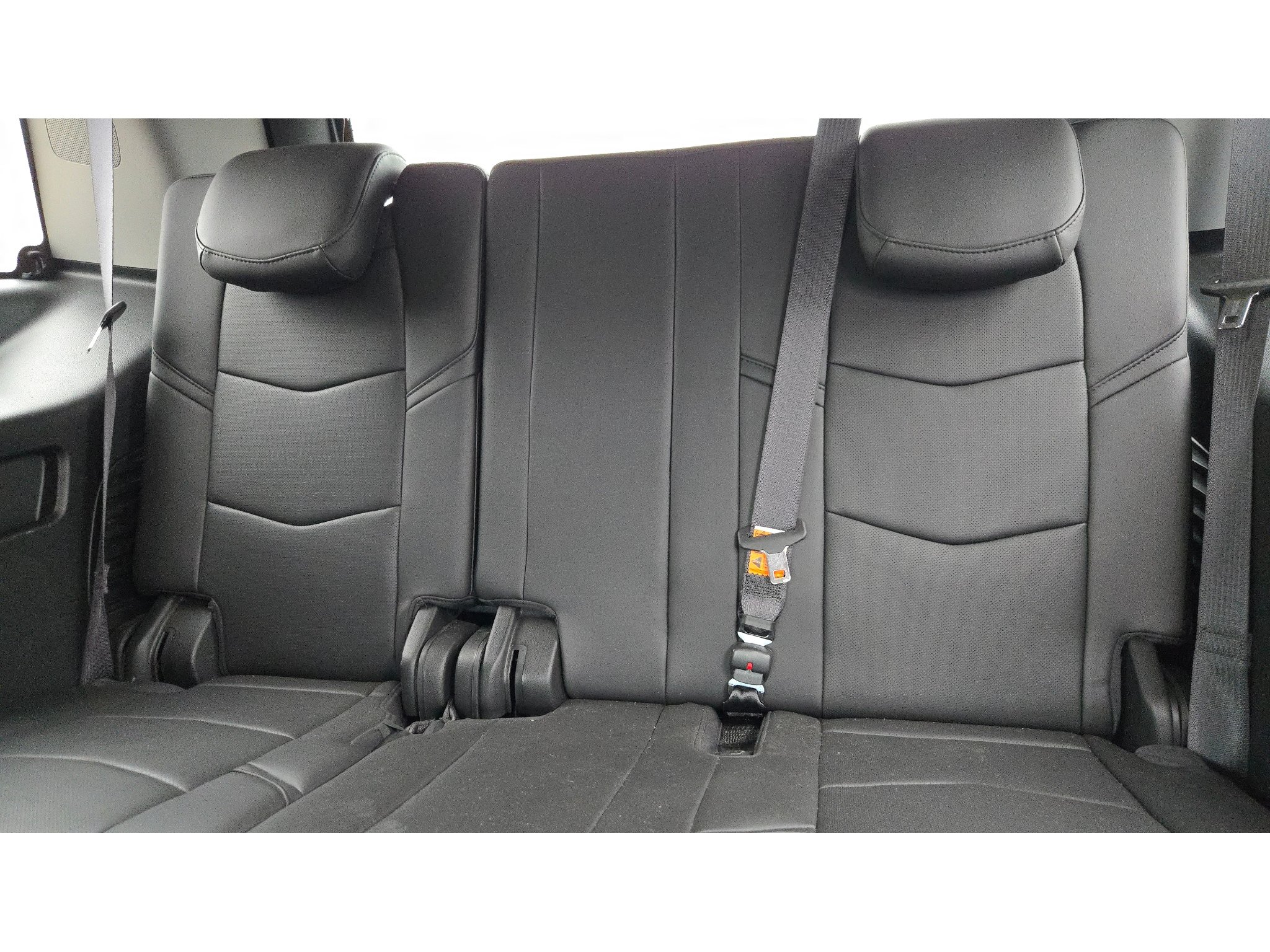 Used 2019 Cadillac Escalade Premium Luxury RWD image 17
