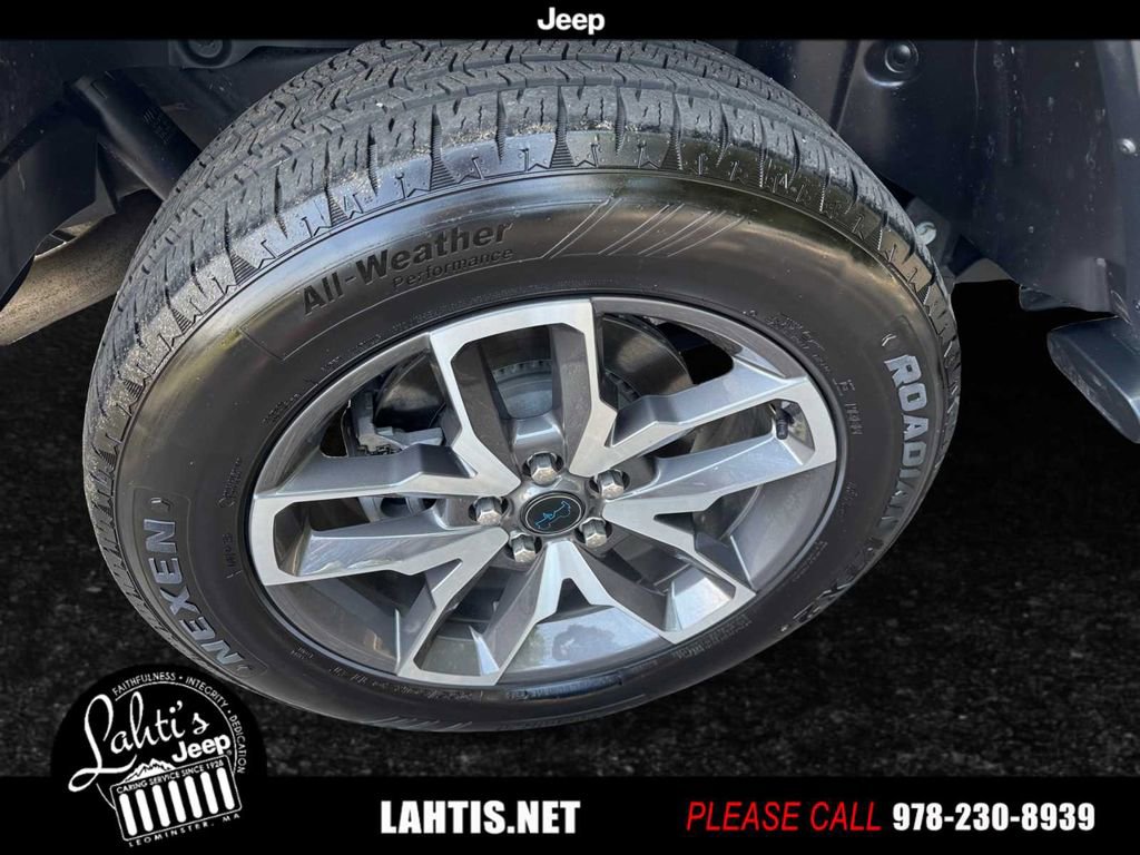 Used 2024 Jeep Wrangler Unlimited w/ Convenience Group image 9