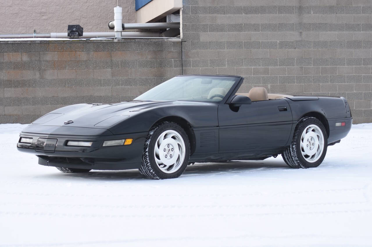 Used 1994 Chevrolet Corvette Convertible image 4