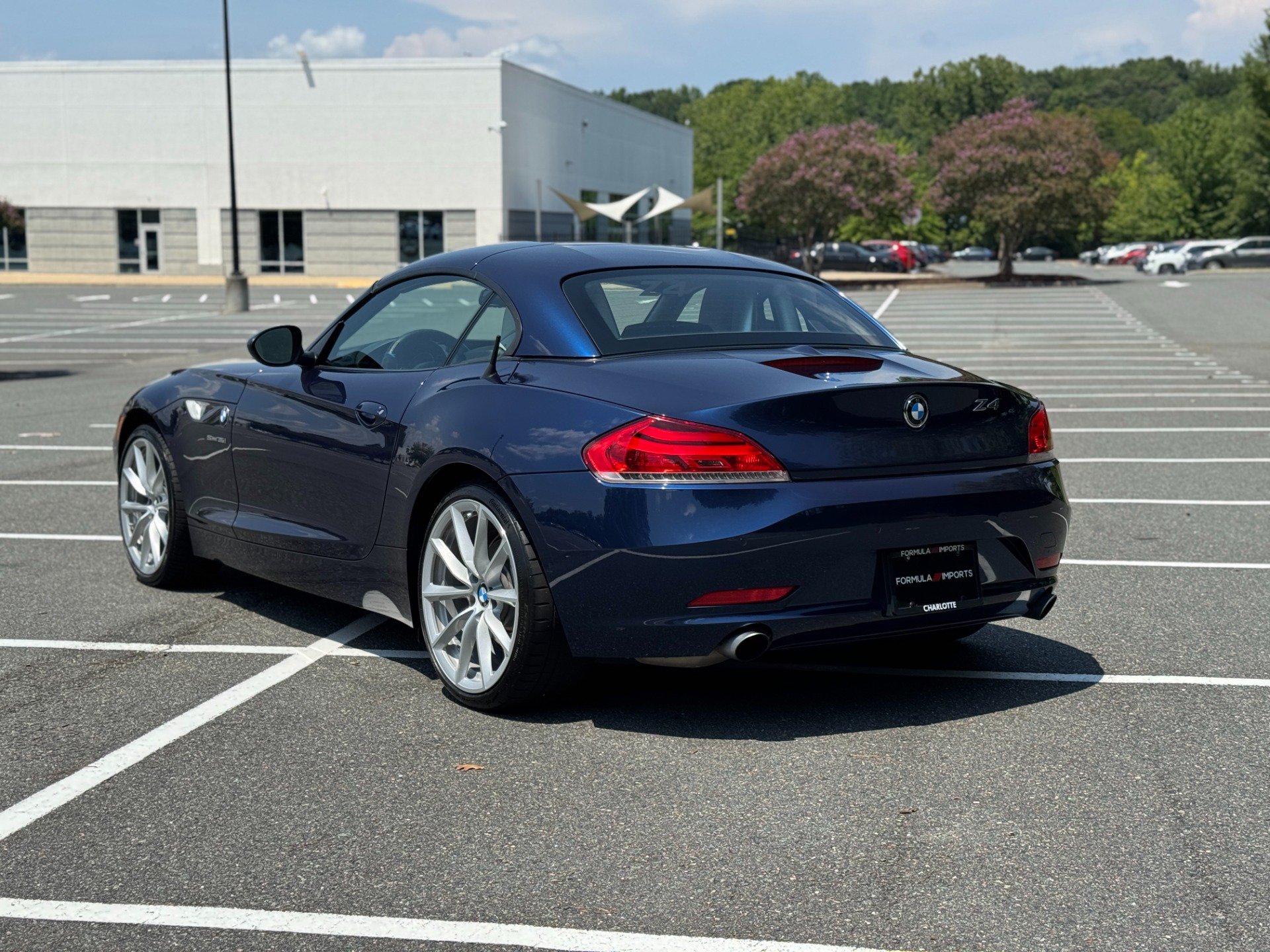 Used 2011 BMW Z4 sDrive35i RWD image 8