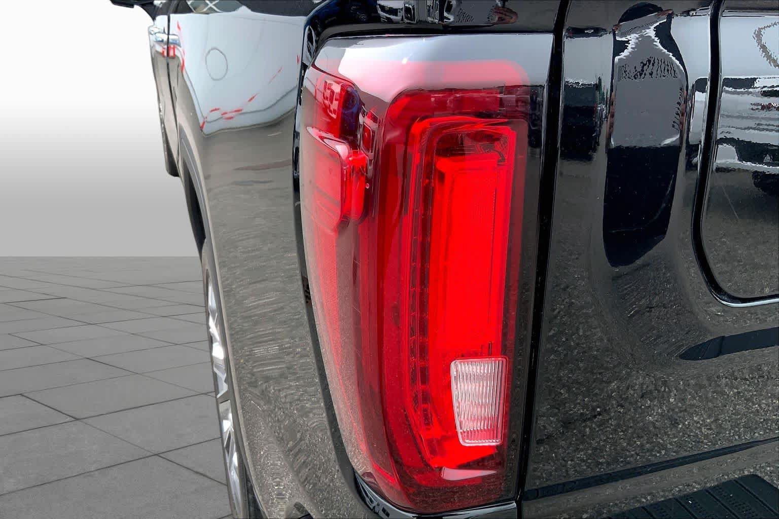 Certified 2023 GMC Sierra 1500 Denali w/ Denali Reserve Package AWD/4WD image 26